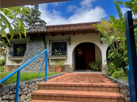 Vendo Casa 600m2 6h/5b/5p Prados Del Este 3391