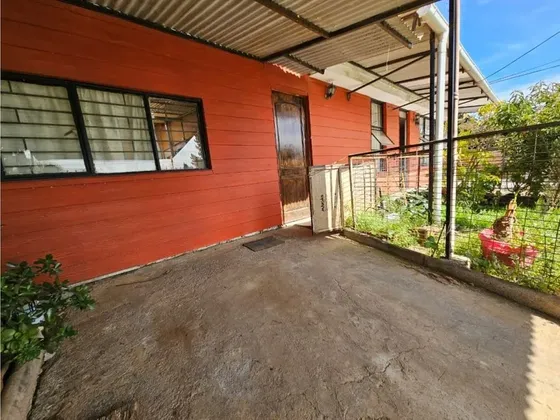 Se Vende Casa En Miraflores Alto 5 D. 2 B. Est. Uf 2.693