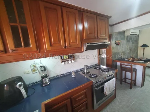 Daniela Linarez Vende Casas En Excelente Urbanismo De Cabudare Con Amplios Espacios Con Acabados Modernos Con Vigilancia Las 24 Horas Del Dia Conectada A Planta Electrica                              