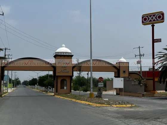 Portal Del Norte