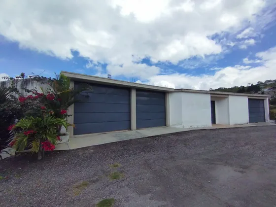 Best House Vende Casa En Colinas De Carrizal