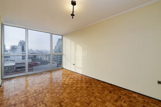 Viña, Arriendo Iluminado Y Cálido Depto En Pleno Centro.
