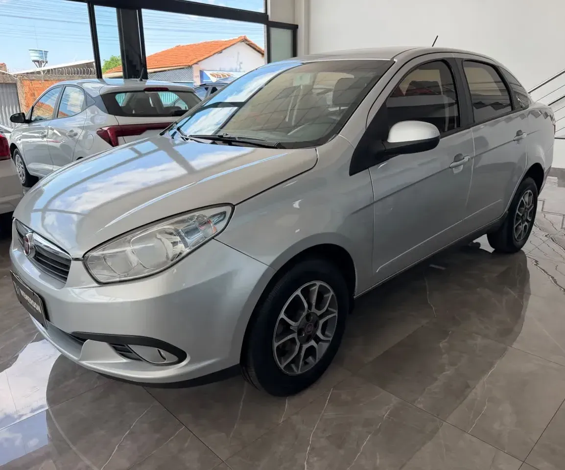 FIAT GRAND SIENA 2015 1.4 MPI 8V TETRAFUEL 4P MANUAL