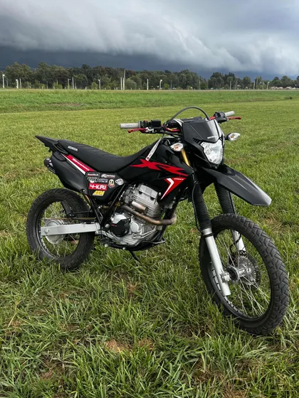 Honda Tornado 250 2023