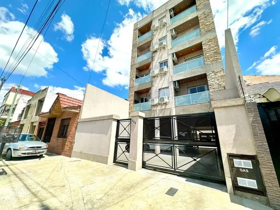 2 Ambientes Con Balcón Y Parrilla - Apto Crédito