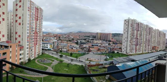 Apartamento De Dos Habitaciones Con Balcon En Madelena