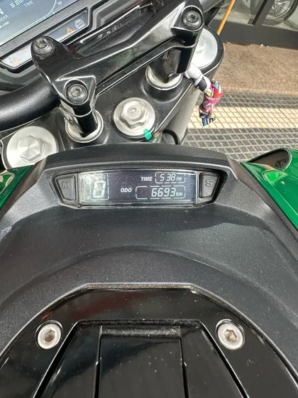 Bajaj Dominar 400