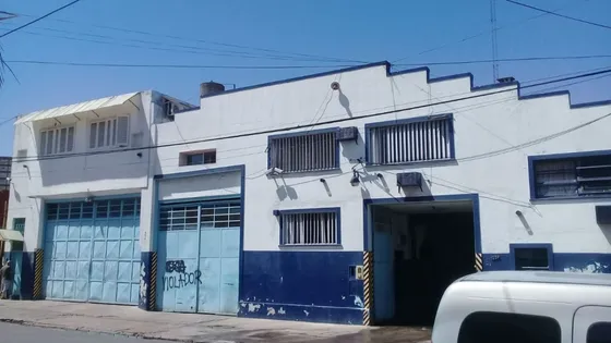 Dock Sud, Galpón 700m2, Habilitacion Para Deposito De Combustible