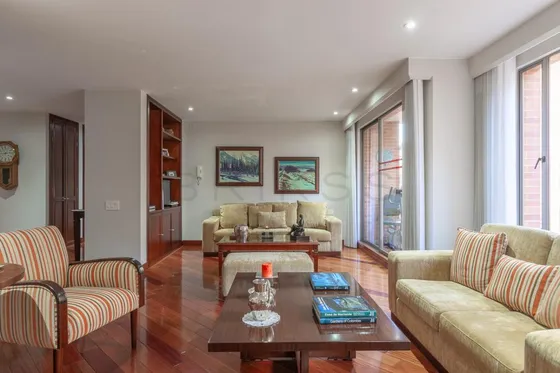 Apartamento En Venta En Los Rosales. Cod V6290