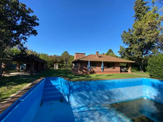 Casa En Venta En Robles Del Monarca. Apta Crédito