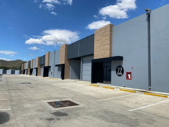 Galpónes En Venta A Estrenar. Zona Industrial Castillito. Excelentes Acabados, Oficina, Baños, Pisos De Porcelanato, Planta Eléctrica 100%, Pozo De Agua, Financiamiento (mer)