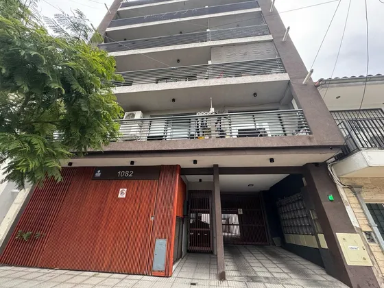 Departamento Venta 2 Ambientes Morón Con Cochera 