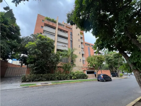 Se Alquila Apartamento 60m2 Campo Alegre 6746