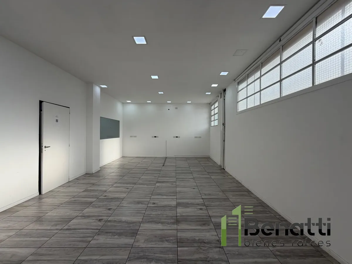Two-Story Warehouse for Rent, 120 m², with Offices