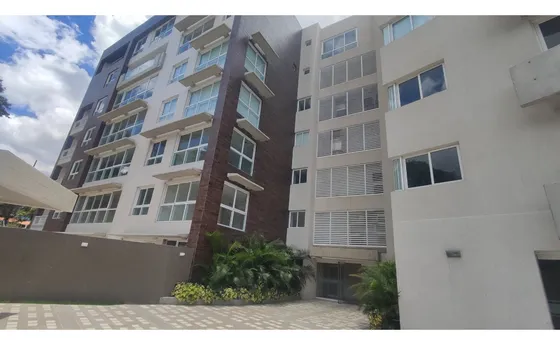 Se Vende Apto En Chulavista 124m2 2h/3b/2p  
