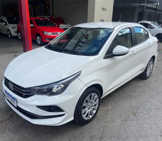Fiat Cronos 1.0 Drive Flex 4p