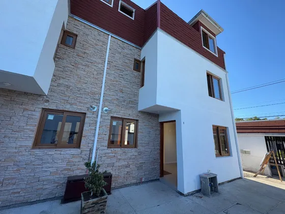 Casas Nuevas En Condominio 5d 3b Chillán Viejo
