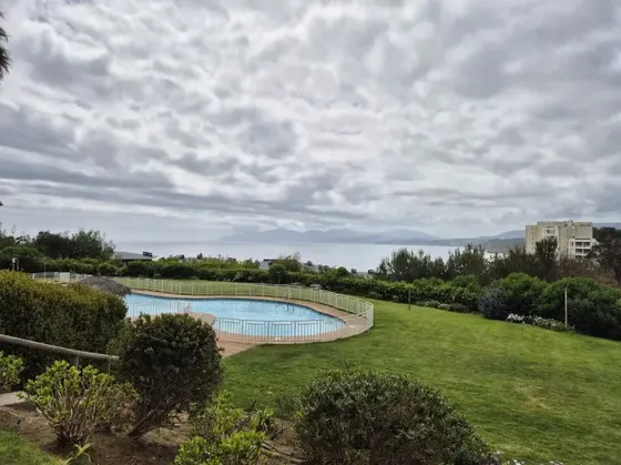 Departamento 3d2b Con Jardín Y Vista Al Mar En Costa Quilen