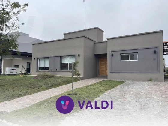 Casa En Venta Con Renta - Barrio Santa Ines, Canning