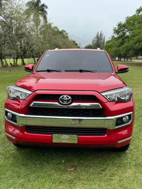 Toyota Runner Limited Americana