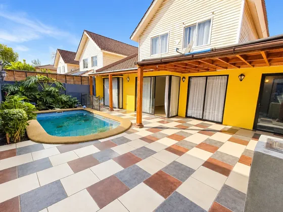 Se Arrienda Linda Casa Con Piscina, Santa Marta, Huechuraba
