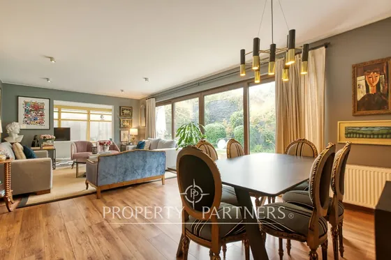 Moderna Y Encantadora Casa En Condominio 