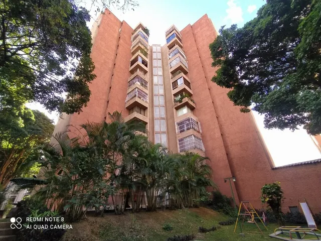 Yf Fabuloso Apartamento En Venta En La Urbina 24-16905 Merw.