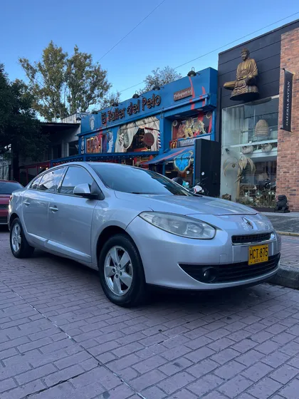 Renault Fluence 2.0 Privilege