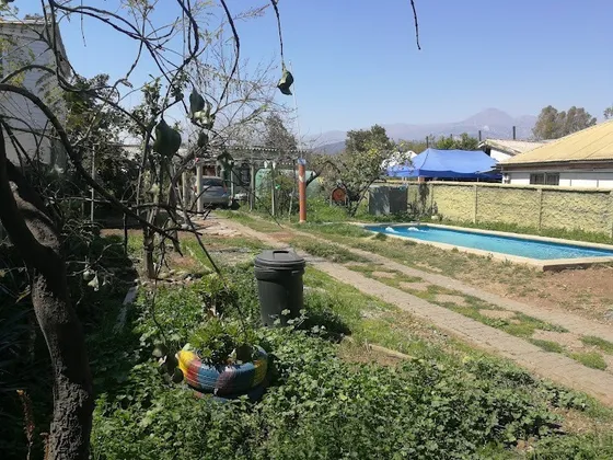 Gran Terreno Con Casa Y Piscina