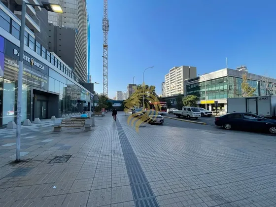 Local Comercial En Arriendo En Metro Irarrazaval