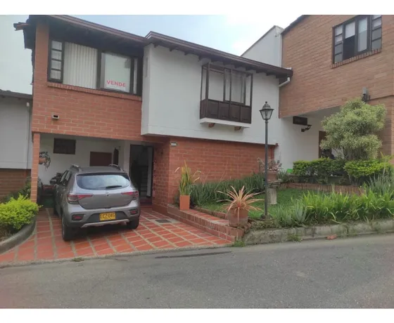 Casa En Venta En Envigado
