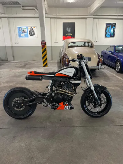 Honda Falcon Nx400 Custom/bobber/cafe Race. Permuto