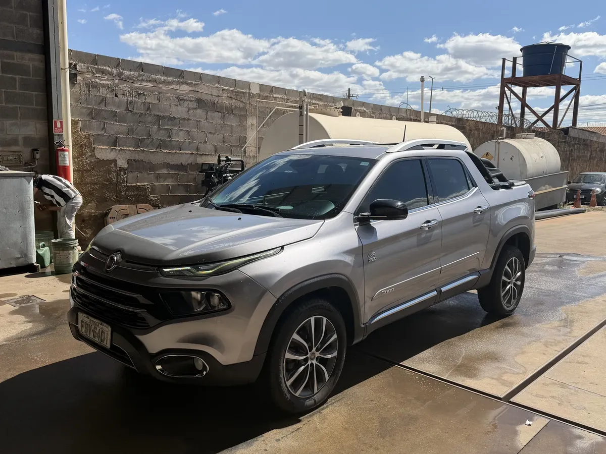 Fiat Toro 2020 2.0 Volcano 4x4 Aut. 4p — foto 9