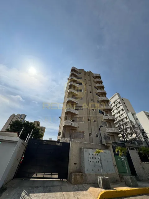 Av-1492 Zona Este Apartamento Edificio Yordi Sector Don Bosco