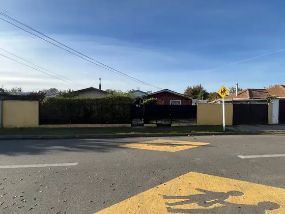 Terreno Con Casas En Venta - Excelente Ubicación Y Potencial