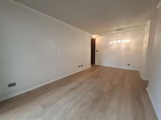 Arriendo Depto 2d 1b Metro Y Parques - Cocina Cerrada