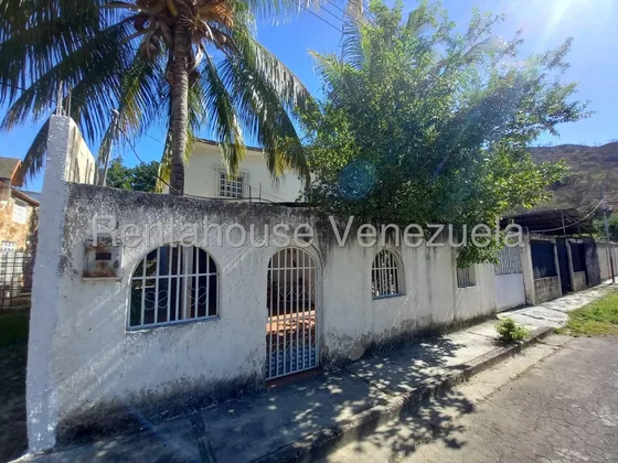 Casa En Venta En Cagua Santa Rosalia Para Remodelar. Ljsa 25-16445