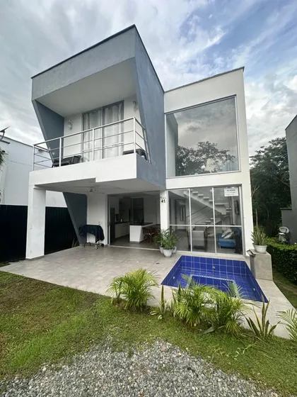 Espectacular Casa En Venta En Santa Fe De Antioquia