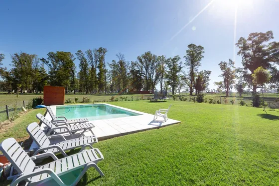 Venta Casa 4 Amb Barrio Cerrado Tres Pinos Permuta