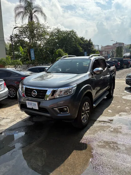 Nissan Frontier 2.5 Le