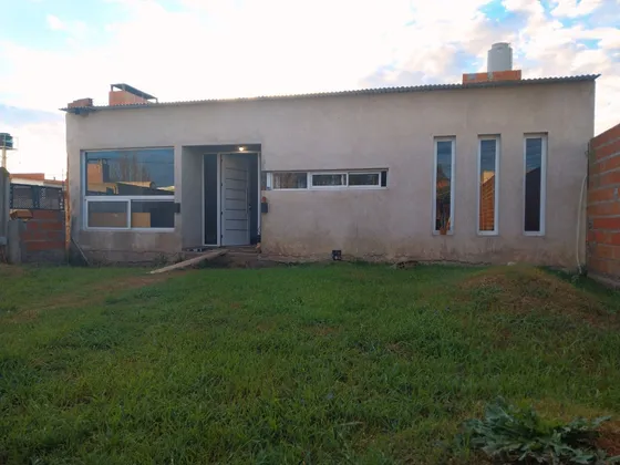 Casa De 2 Dormitorios En Venta