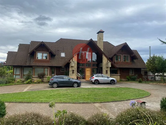 Casa En Arriendo De 5 Dorm. En Temuco