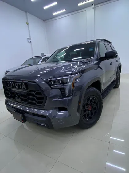 Toyota Sequoia Automática 4x4