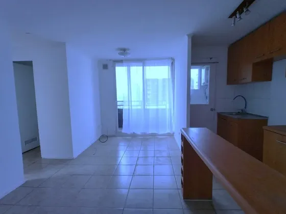 Arriendo Excelente Departamento Avenida Lo Ovalle.