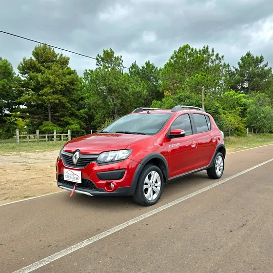 Renault Sandero Stepway 1.6 Privilege 105cv