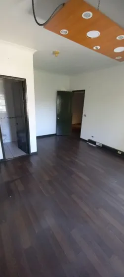 Excelente Oportunidad, Oficina En El Mejor Edificio De Stgo