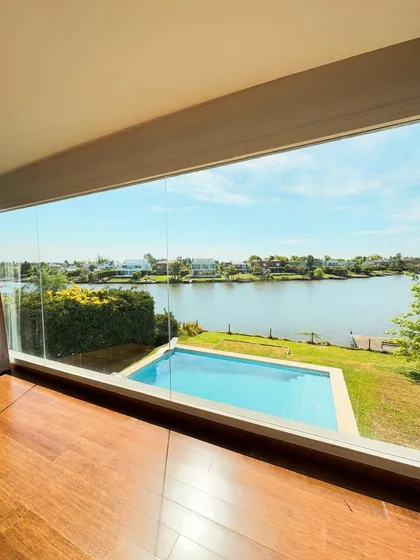 Casa En Venta A La Laguna, San Isidro Labrador, Villanueva