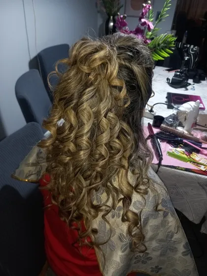 Peinados Y Maquillajes A Domicilio Quinciañera, Novias Etc