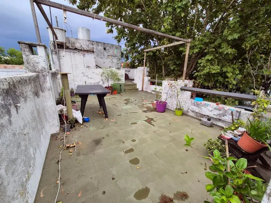 Casa A Reciclar 3 Ambientes Terraza Lote 14x4.40m