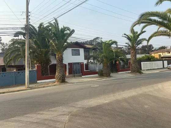 Casa En Venta En Centro De Algarrobo